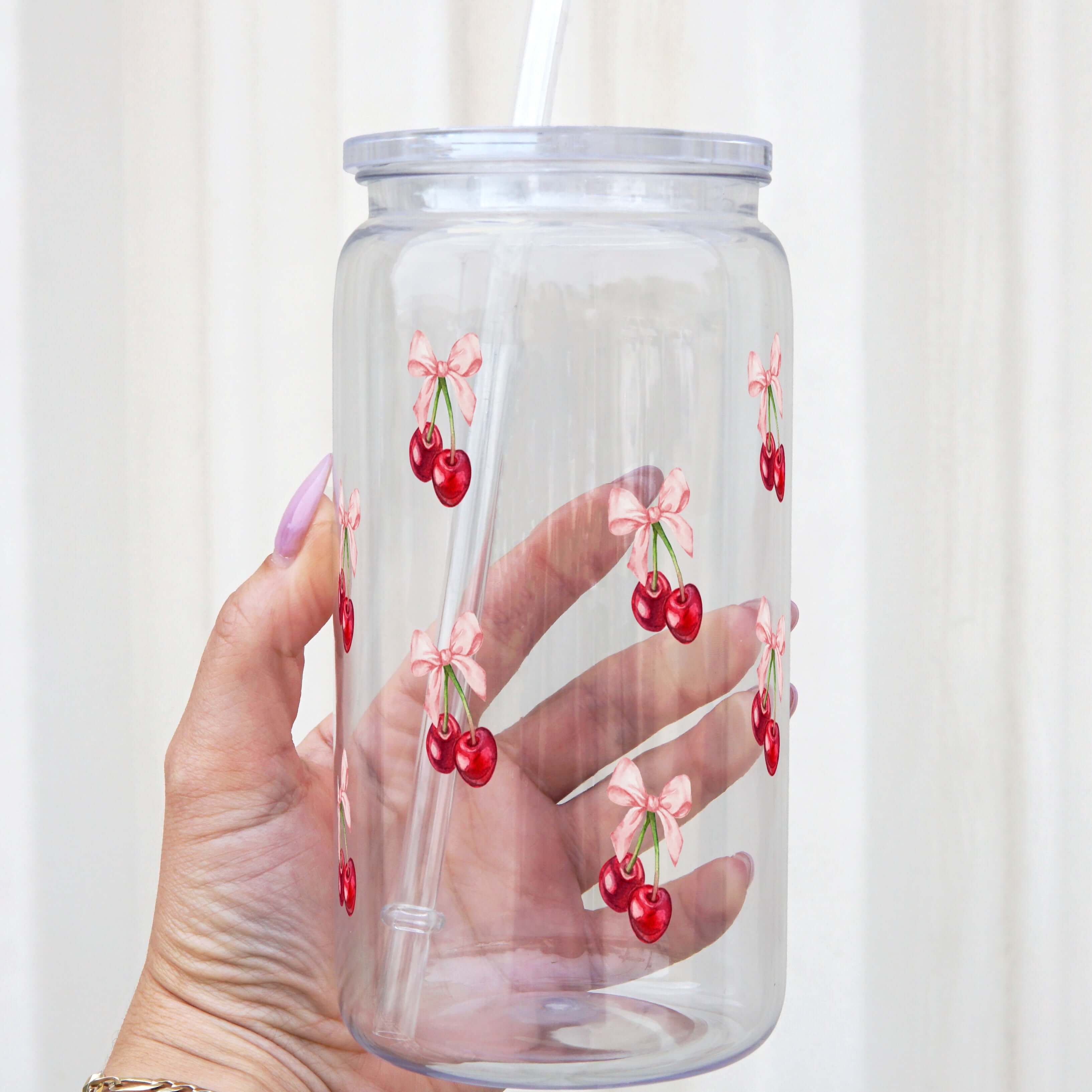 Sip-Sip Hooray! - Venta al por mayor Vaso/copa - Lata Vintage Cherry Bows de vidrio de 16 oz con tapa y pajita3