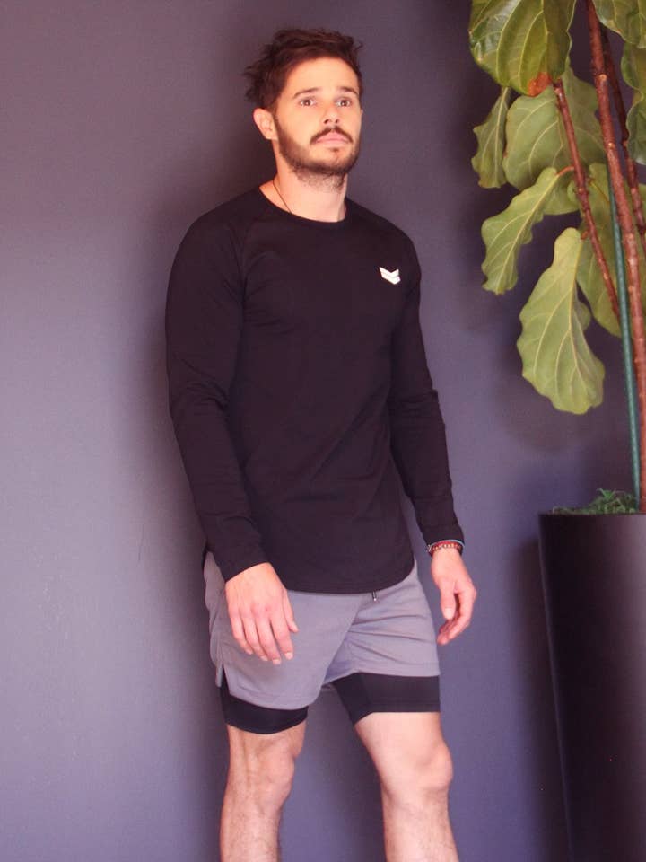 Chemise à manches longues Academy pour homme avec double flèche sur la poitrine pour la vente par Savoy Active