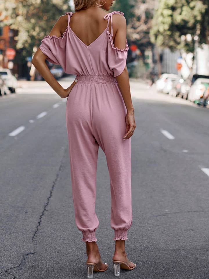 eLook – Großhandel Jumpsuit – Damen – SZ1-J9004 Schulterfreier Wickeloverall mit gesmokter Schulterpartie2