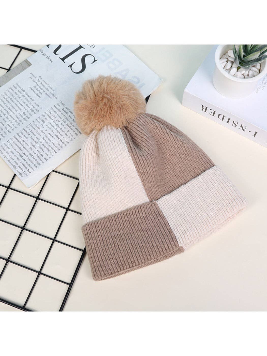 Funkyrel® Atzbranding Limited – wholesale Beanie – Women's – Haila - Women's Knitted Beanie with Pom Pom3