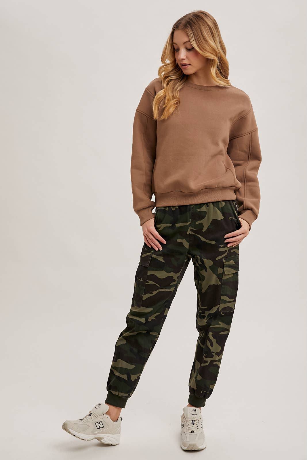Bluivy – Calças - Mulher por atacado – CALÇAS CAMO CARGO JOGGER20