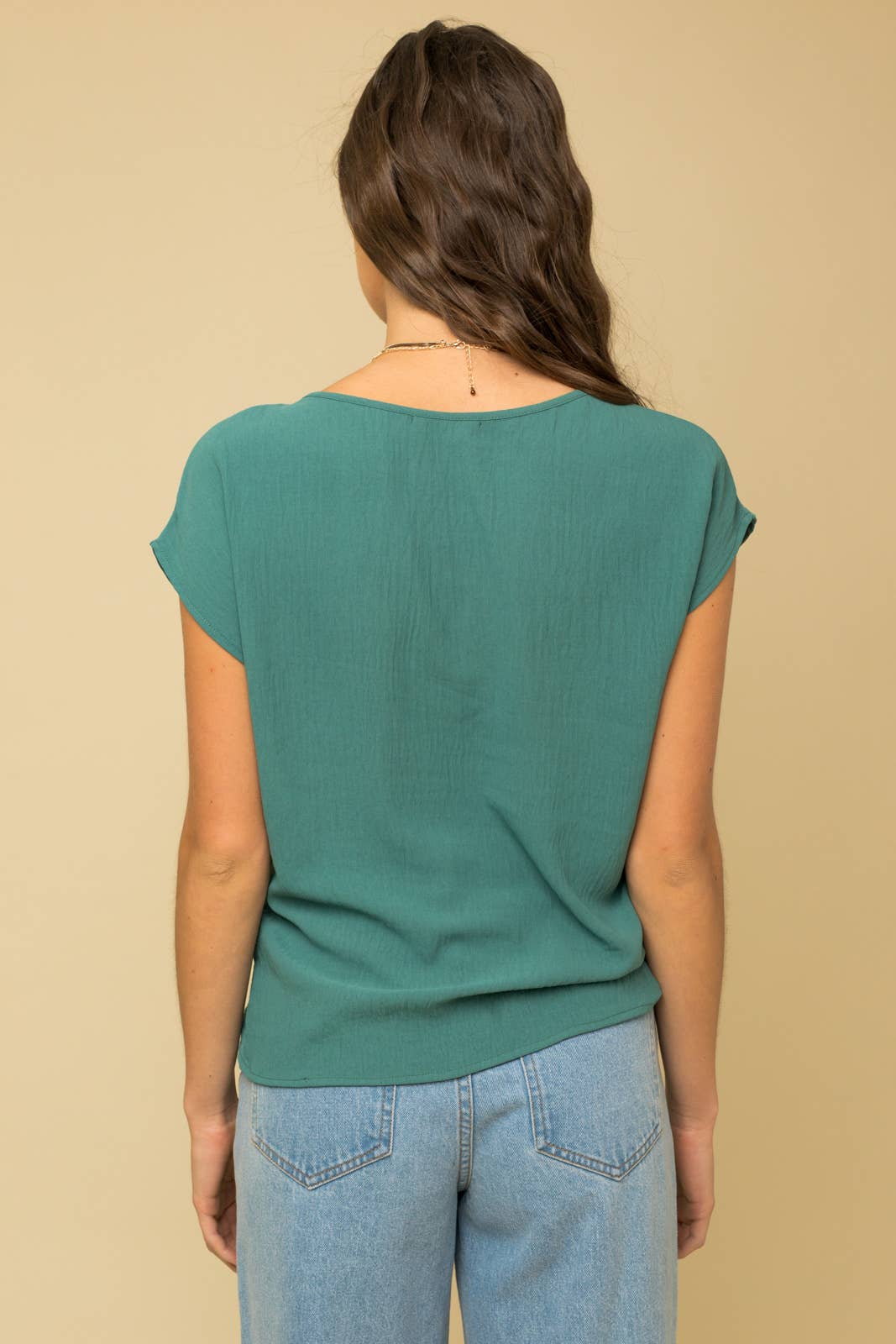 GILLI - Wholesale Blouse - Women's - SOLID WOVEN TEE WITH FRONT KNOT DETAIL45
