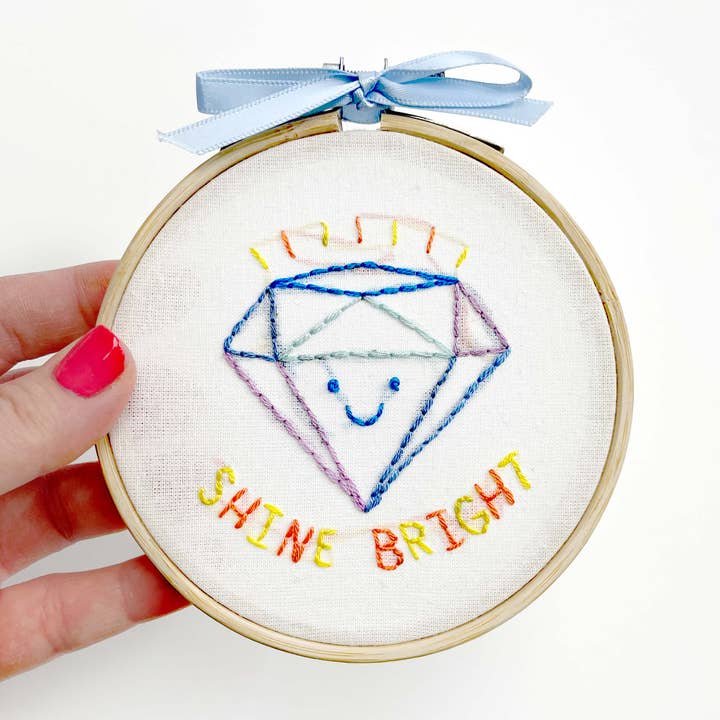 Diamond 4-inch embroidery kit for wholesale by Penguin & Fish