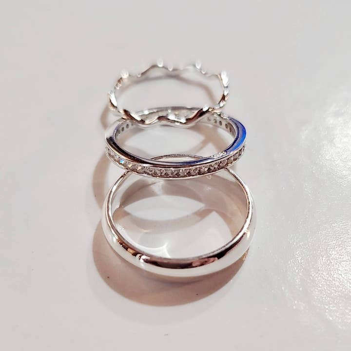 CALIFORNIA TOE RINGS - Venta al por mayor Anillo de banda/apilable - Anillo para dedo del pie, anillos para el dedo del pie, anillos para los dedos de los pies apilados, banda de eternidad de cristal transparente, alianza de boda lisa, anillo meñique, talla 4