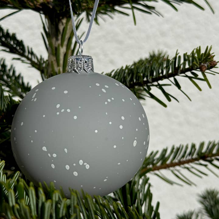 studio THIE - Wholesale Christmas Decoration - Speck Egg Shell Glass Christmas Bauble, 8cm4