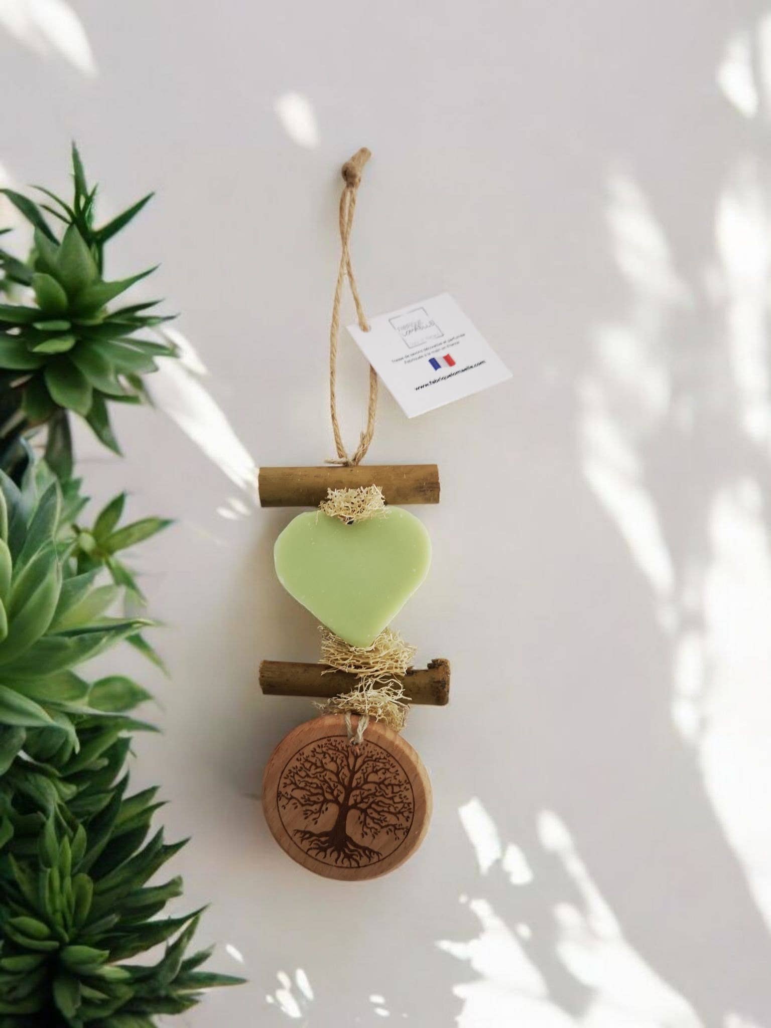 fabrique lomaelle - Wholesale Soap Set - Braid 1 Verbena Heart Soap with 1 Engraved Wood Tree of Life1