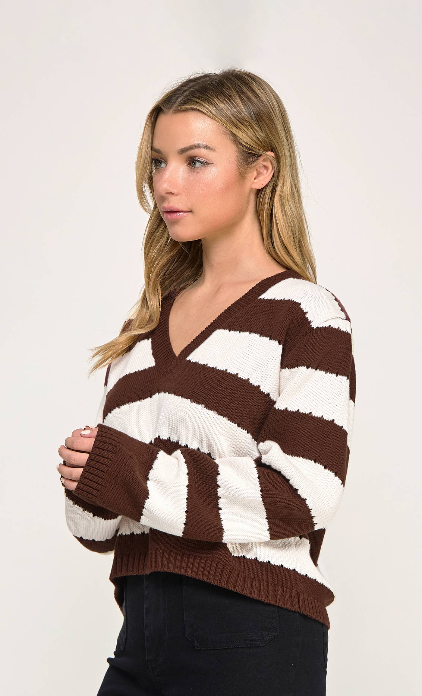 Hersy - Wholesale Knit Top - Women's - CHUNKY DETAIL V NECK STRIPE KNIT TOP-HT02054