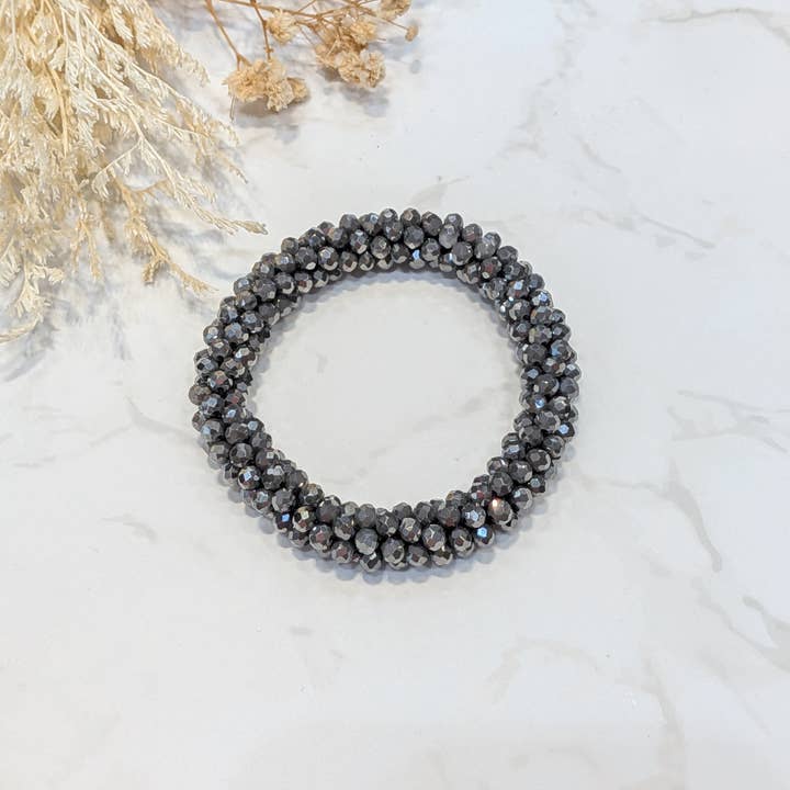 LOLO & YAYA - Wholesale Link & Chain Bracelet - Black-tone crystal effect bracelet11