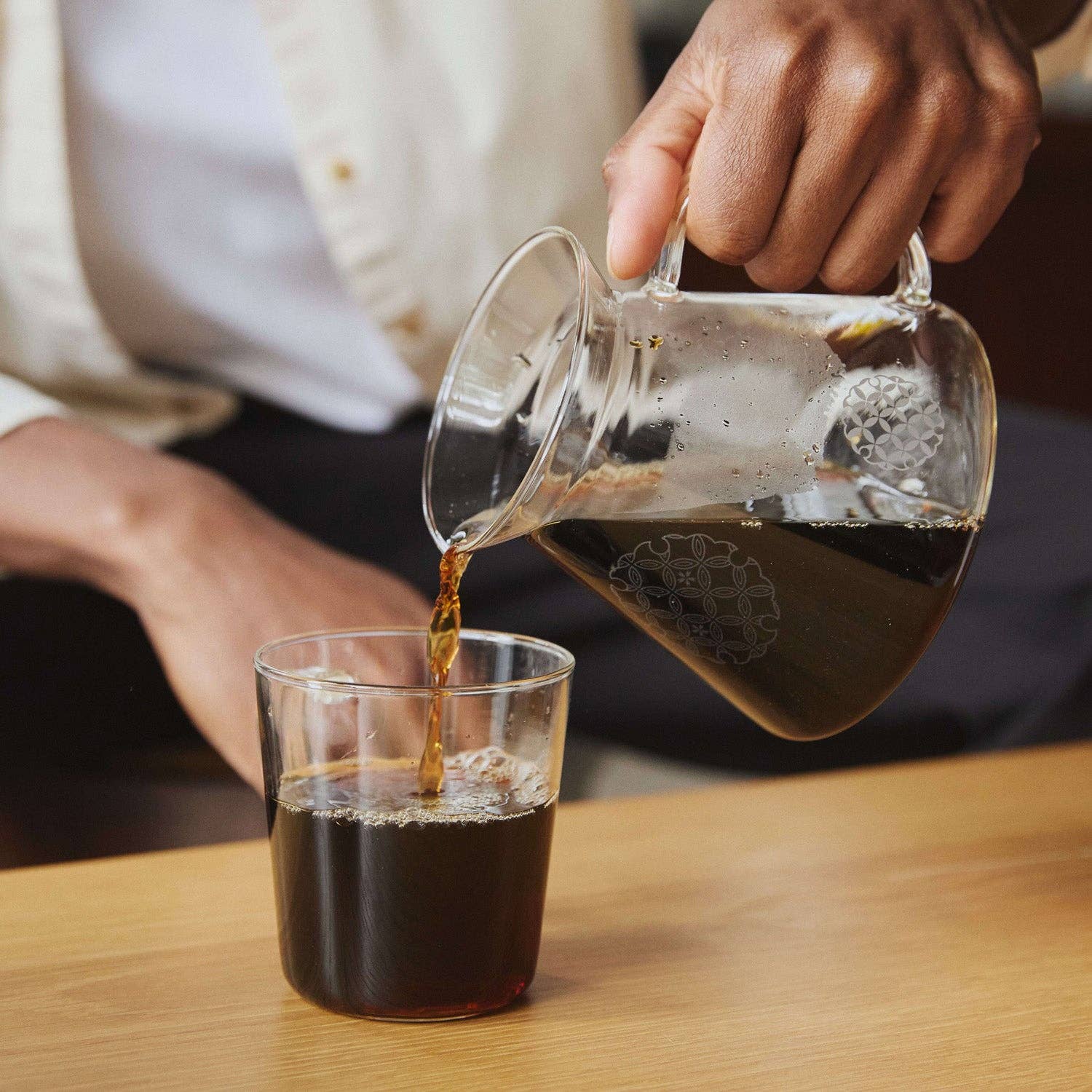 HARIO USA - Wholesale Serving Utensil - "Shippou" Glass Server 02 Seven Treasures Pattern2