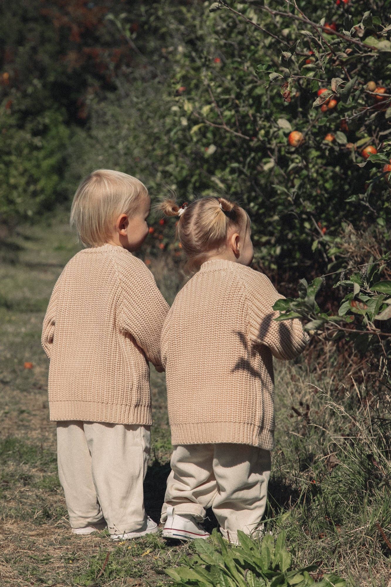 Minnie & Monty – wholesale Cardigan – Baby – Organic Cotton Chunky Knit Cardigan in Nude7