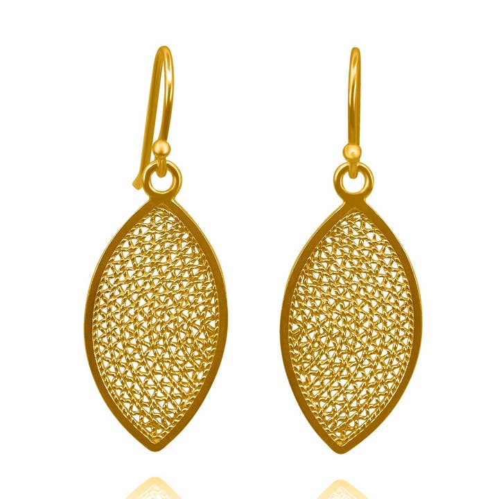 PETITES BOUCLES D'OREILLES DORÉES EDEN EN FILIGRANE pour la vente par Olmox - Fine Filigree Jewelry