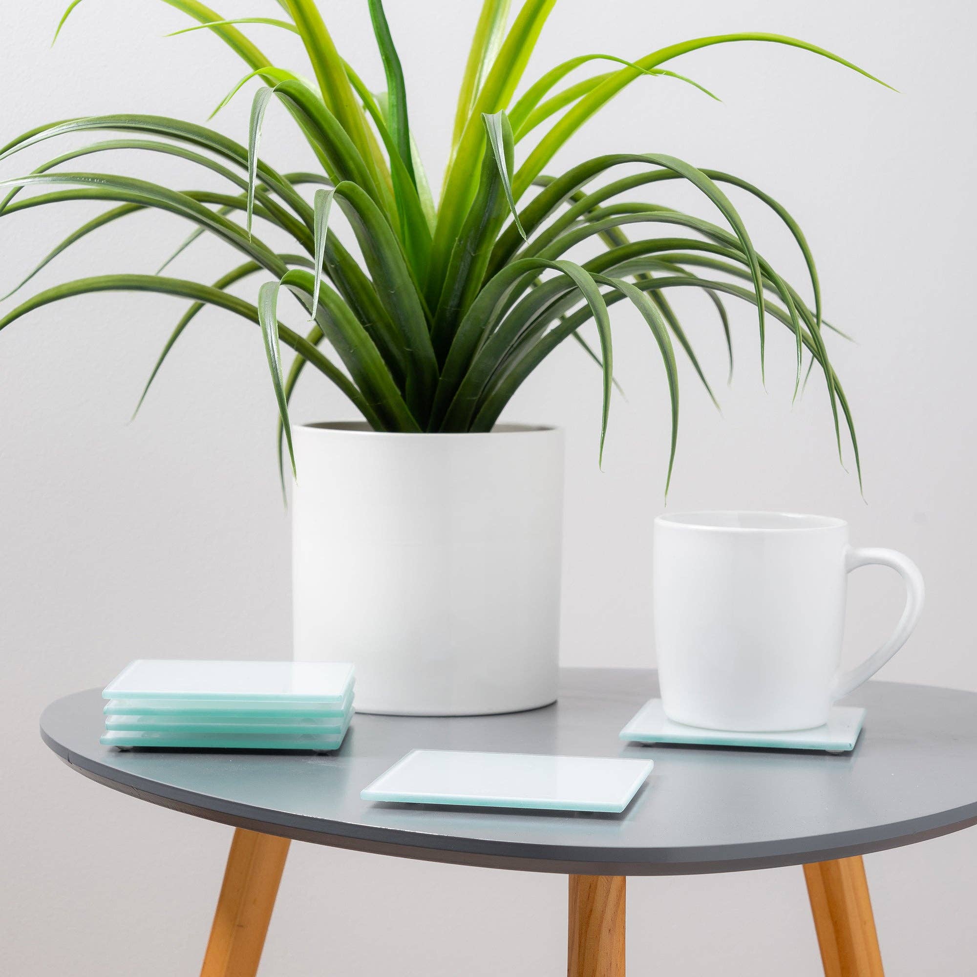 Rinkit Ltd – wholesale Coasters – Harbour Housewares Square Glass Coaster - White3