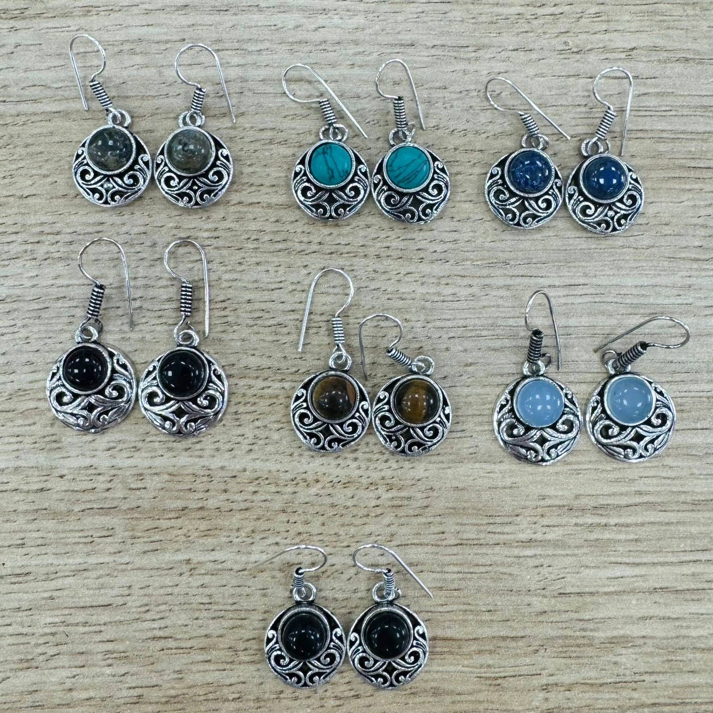 Hecho a mano – Engroshandel Hængeøreringe og creoløreringe – Farvede sølvøreringe6