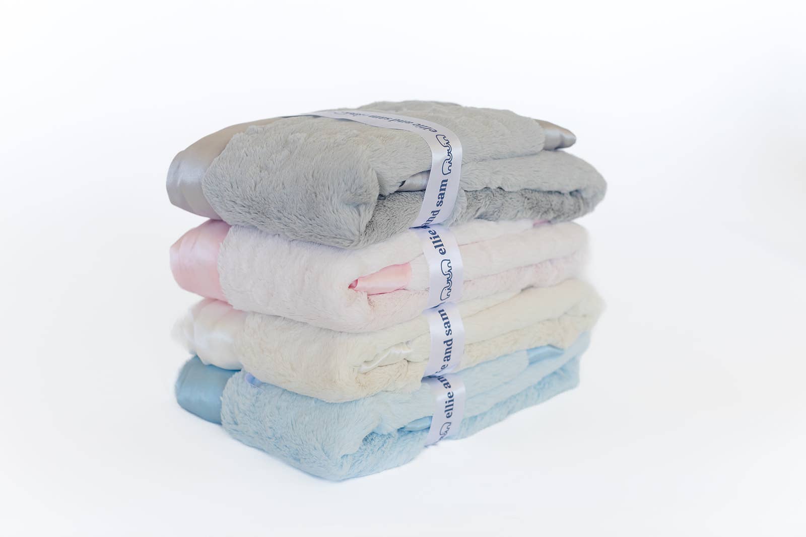 ellie and sam – Engroshandel Hyggetæppe - Baby – Luksus Satin Kant Tæppe - Lyserød11