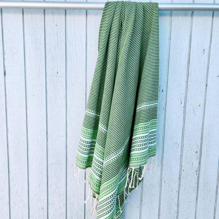 wonderfouta - Wholesale Beach Towel - Beach towel /sarong- Neon Green-White