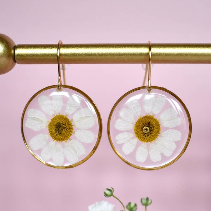 Rose & Bramley – wholesale Dangle earrings – Daisy Earrings0