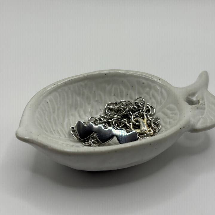 Penny Lane Jewelry Co - Vente Plateaux à bijoux - Petit vide-poche en grès citron.4