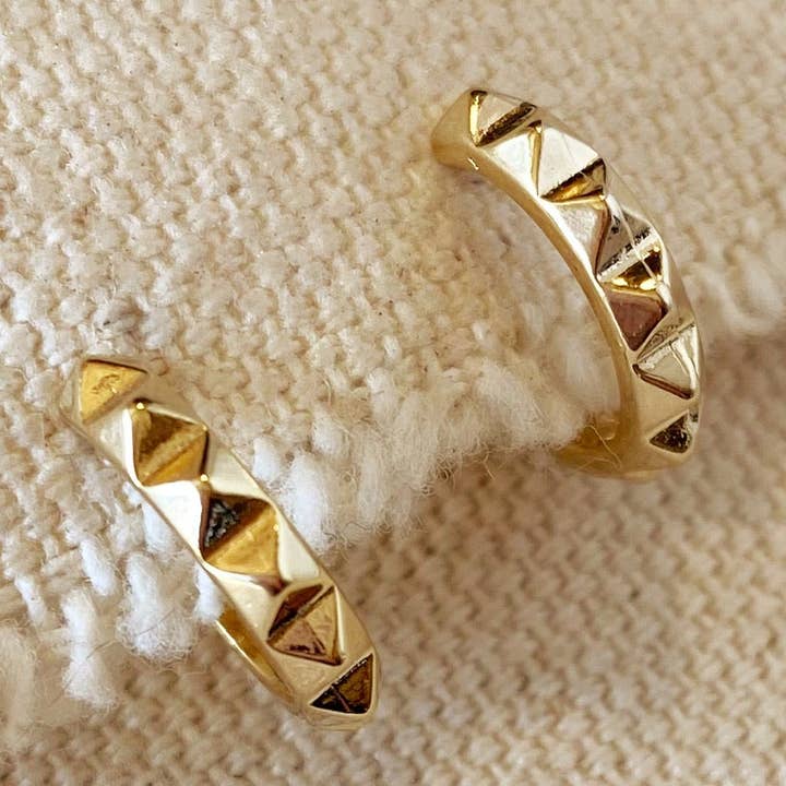 18 k guld fylld 13mm spetsade C-Hoop för wholesale av GoldFi