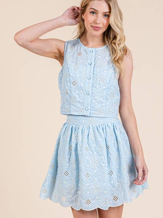 Completo a 2 pezzi in pizzo traforato floreale, MTS51159. per la vendita all'ingrosso da parte di GeeGee x Lovelo