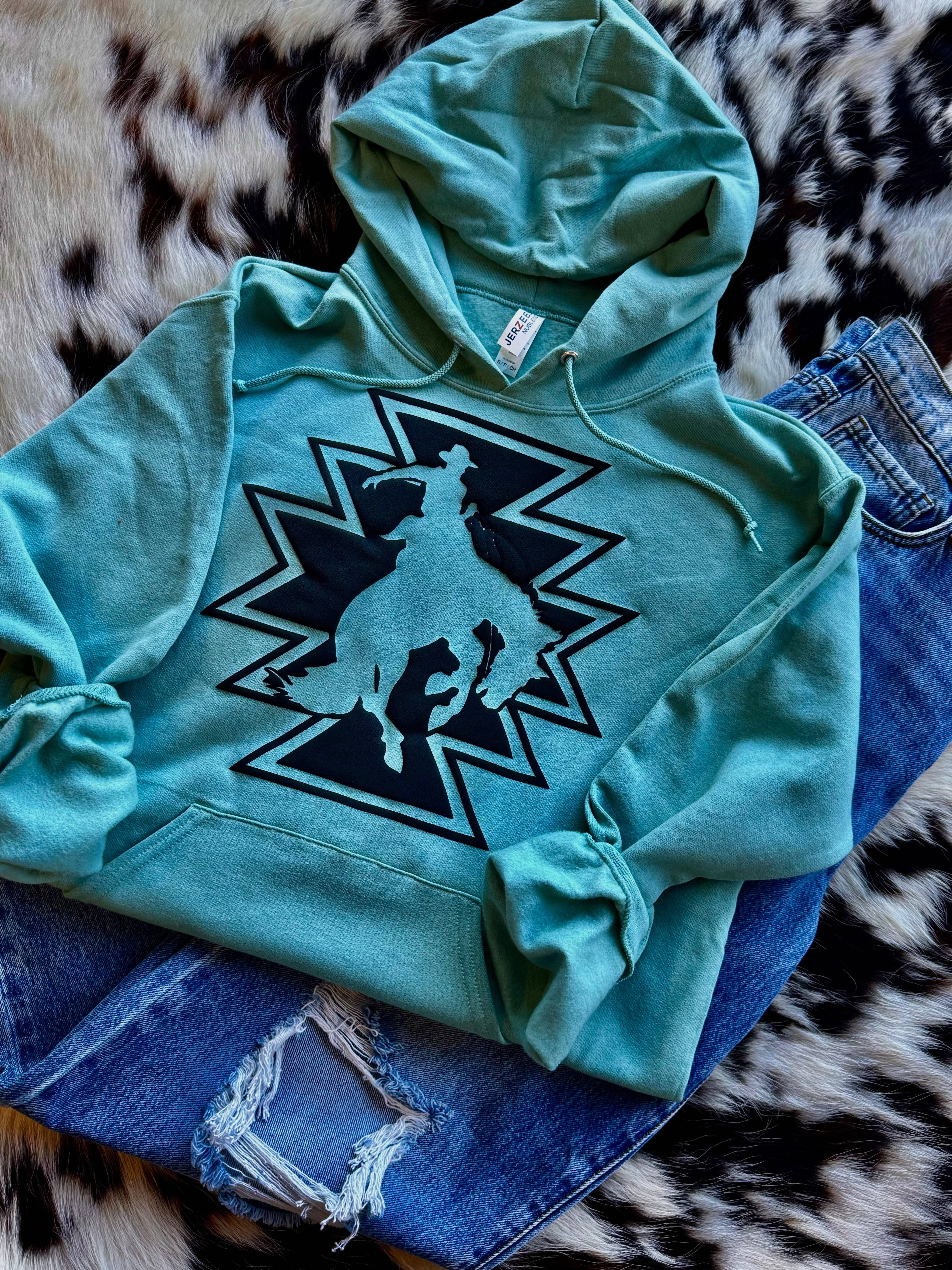 Twisted Iron Wholesale - Wholesale Hoodie - Women's - Buckin Aztec Hoodie2