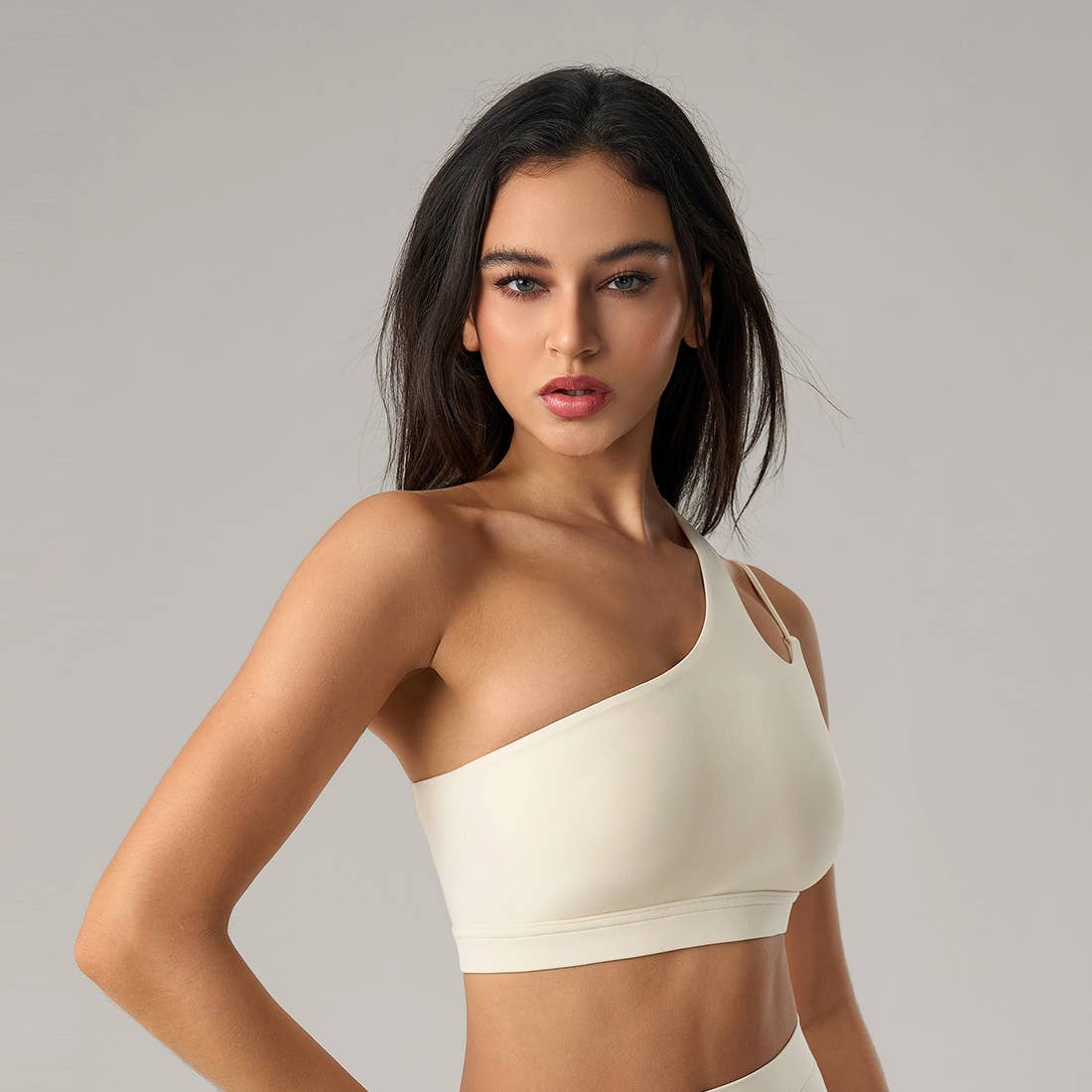Sodalemon - Vente Brassière de sport – femme - Brassière de sport asymétrique pour femme avec bretelle unique croisillons4