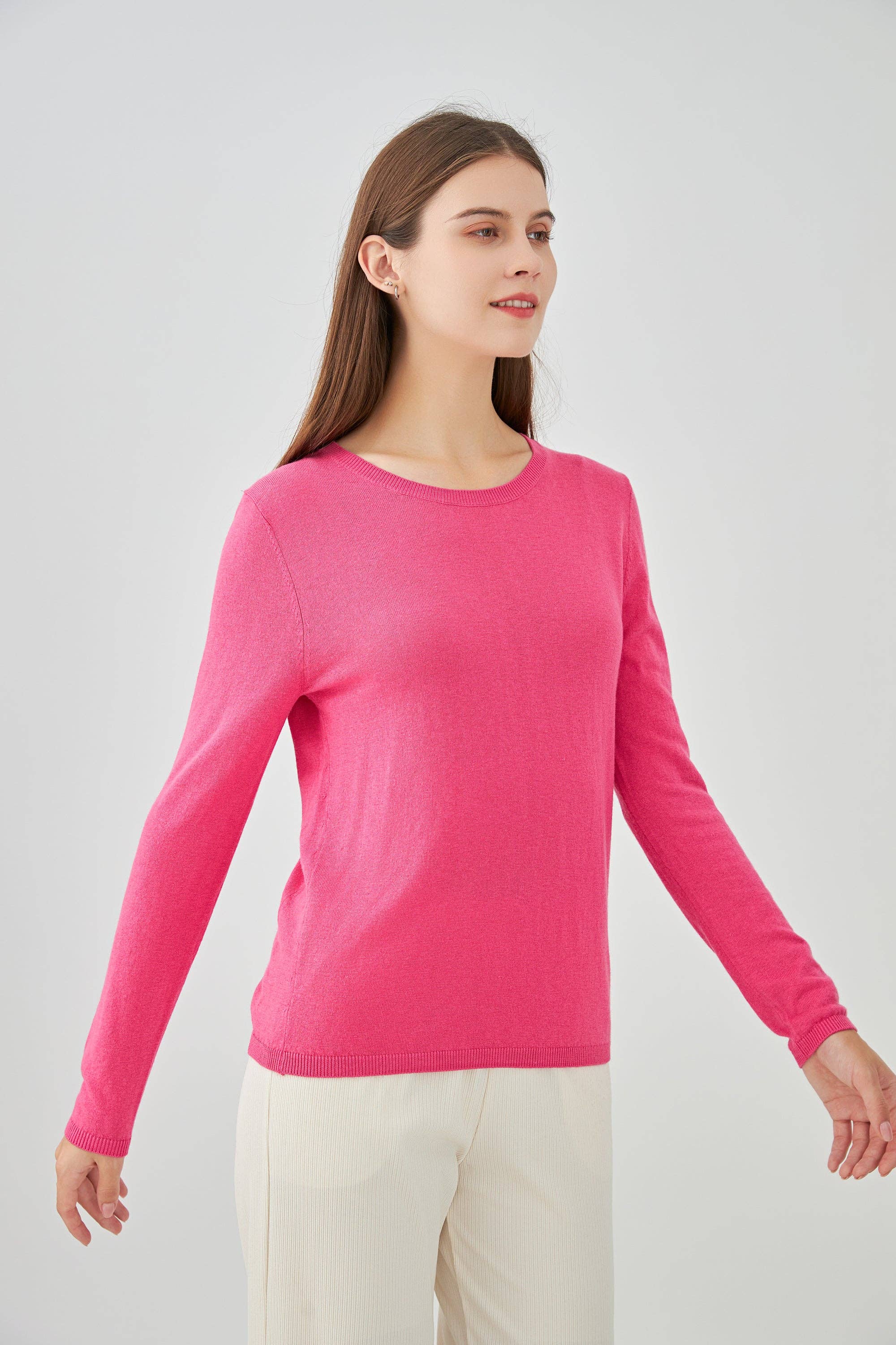 jw.atelier - Wholesale Knit Sweater - Women's - Round neck sweater in silk and cashmere10