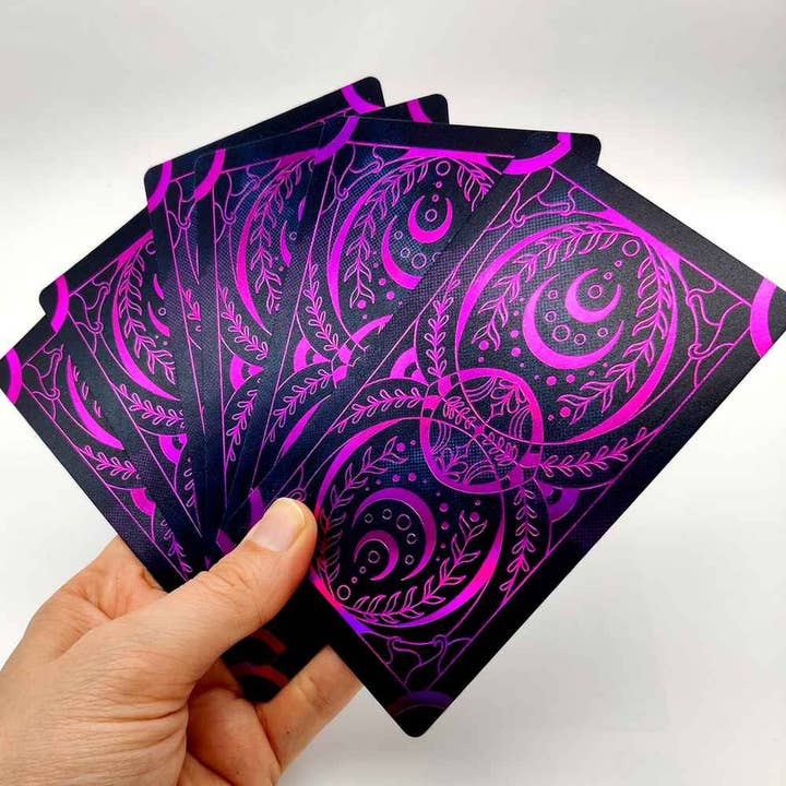 LA MUCI DESIGN - Wholesale Tarot Cards - Vivant Tarot Deck – Holographic Pink & Blue Tarot Cards Set4
