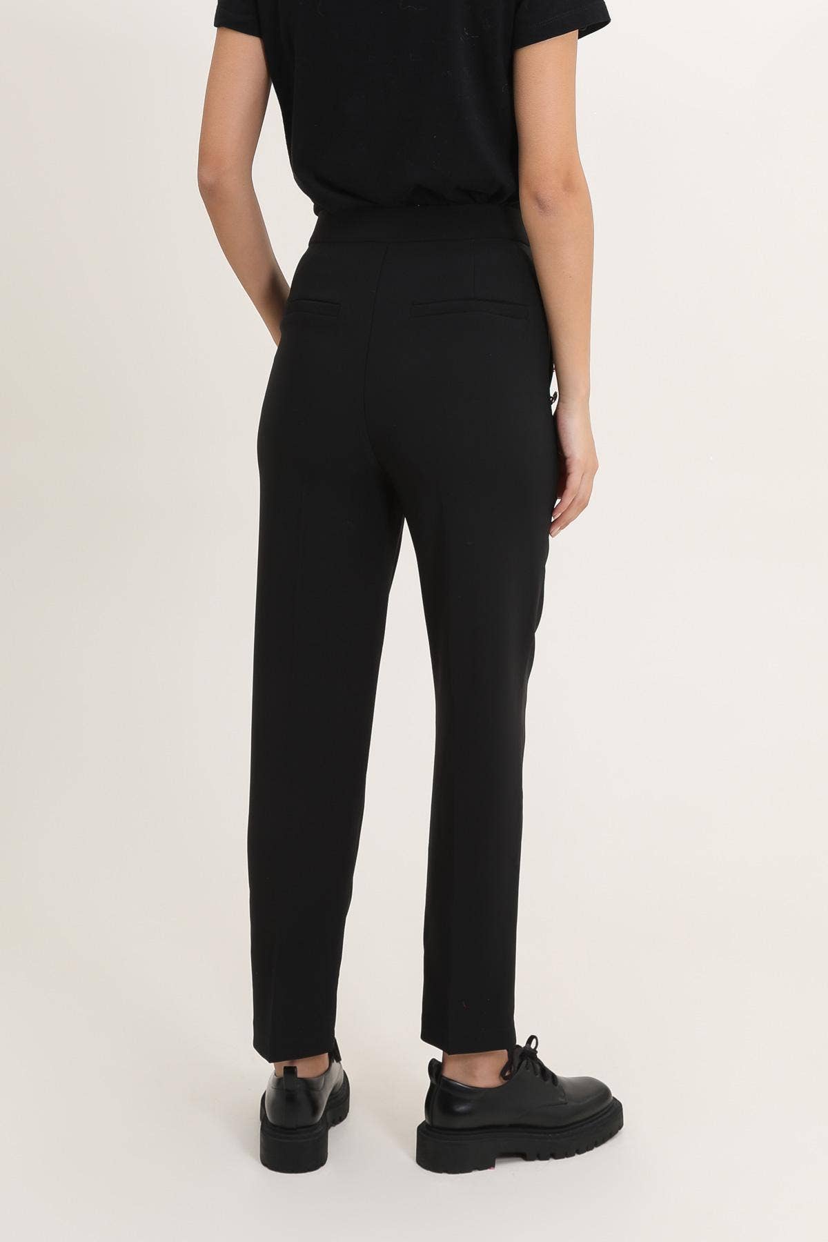 LULUMARY - Wholesale Pants - Women's - Slim Pants P93319