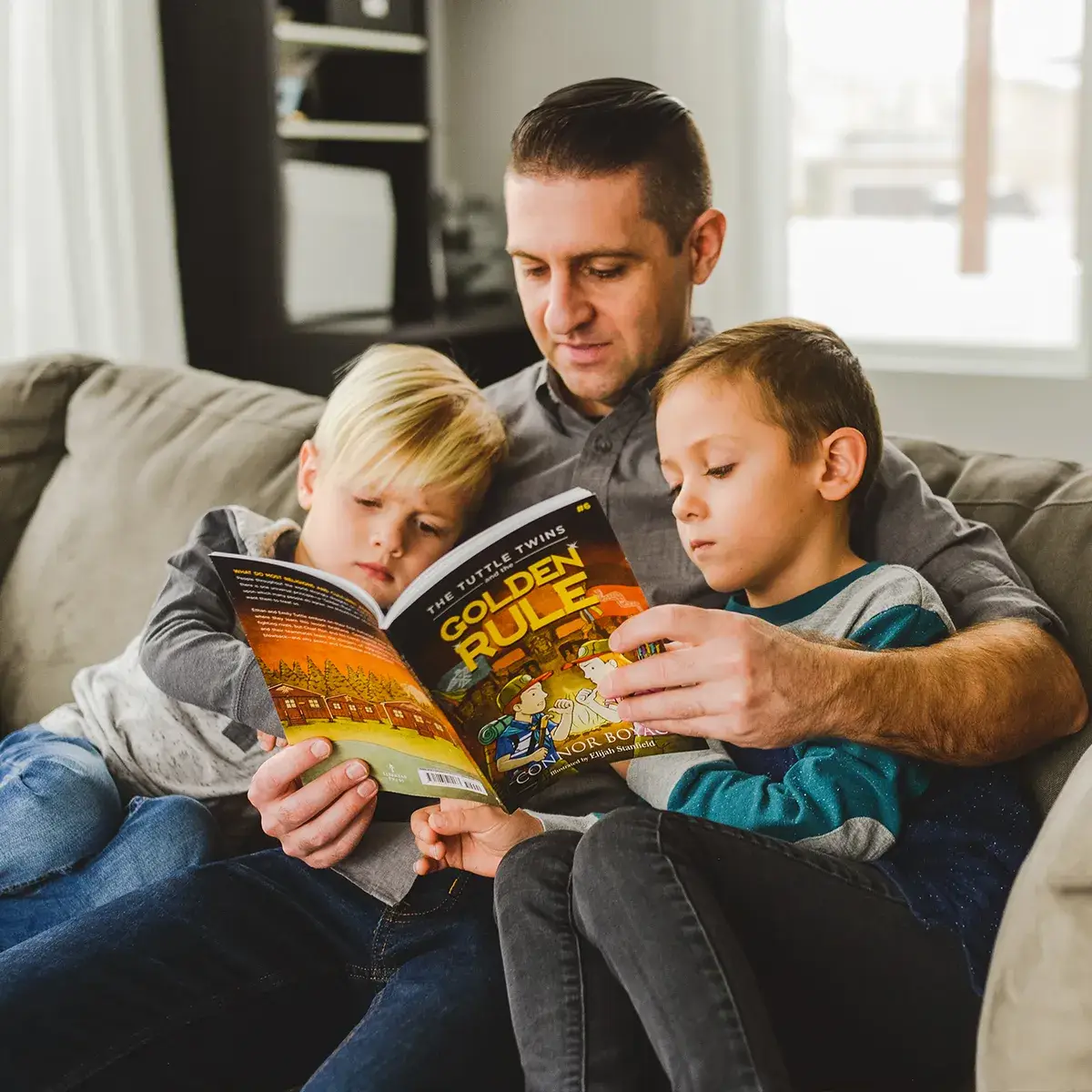 Tuttle Twins - Wholesale Early Reader Book (6-8) - The Tuttle Twins and the Golden Rule2