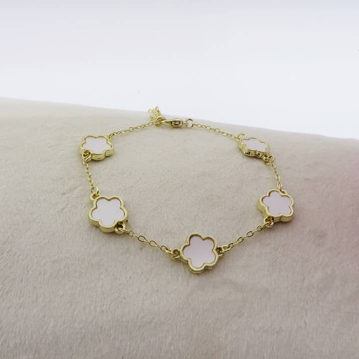 Daemon srls - Venta al por mayor Pulseras de abalorios/colgantes - LILY ~ Pulsera de latón con 5 flores de nácar