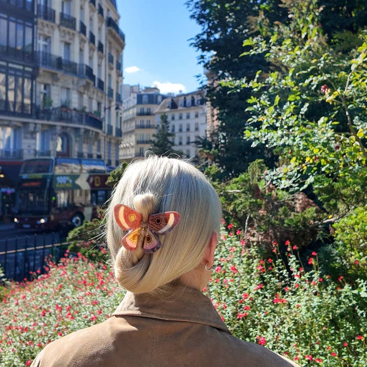 Solar Eclipse - Wholesale Hair Clip - Women's - Hand-painted Emperor Silk Moth Claw Hair Clip | Eco-Friendly3