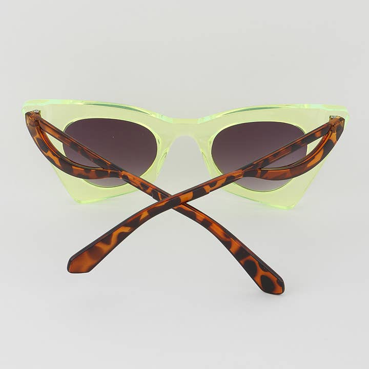 MIX COLOR Square Cateye Sunglasses for wholesale on Faire