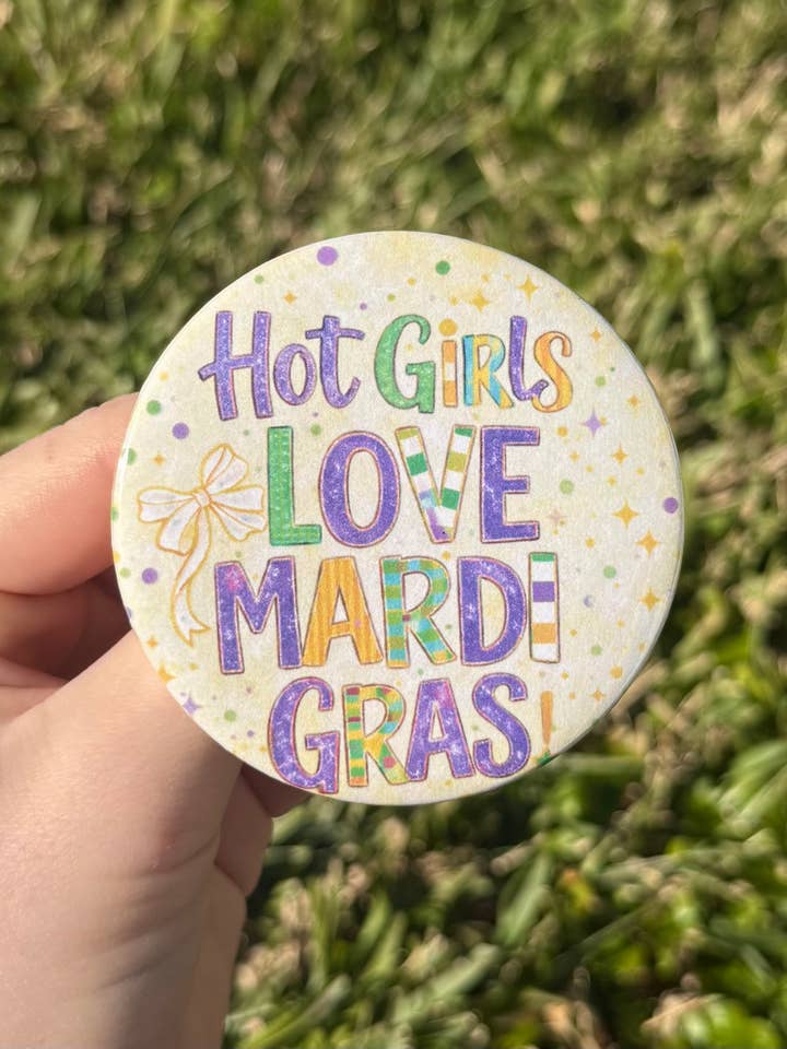 Mardi Gras Meisjes Houden van Mardi Gras Knop voor wholesale door La Luna Belle LLC