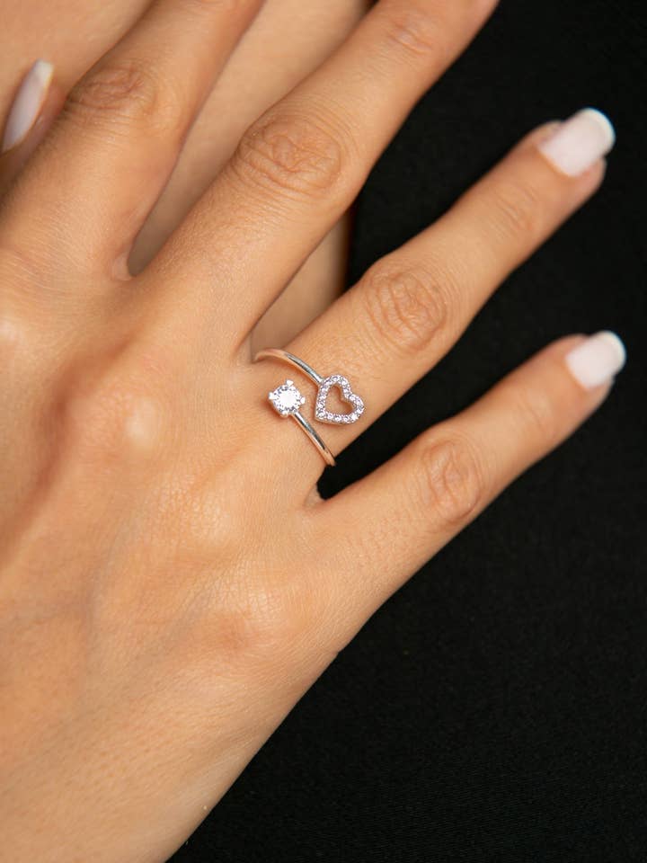 Women's 925 Sterling Silver Ring with Heart Detail for wholesale by Volenia Silver
