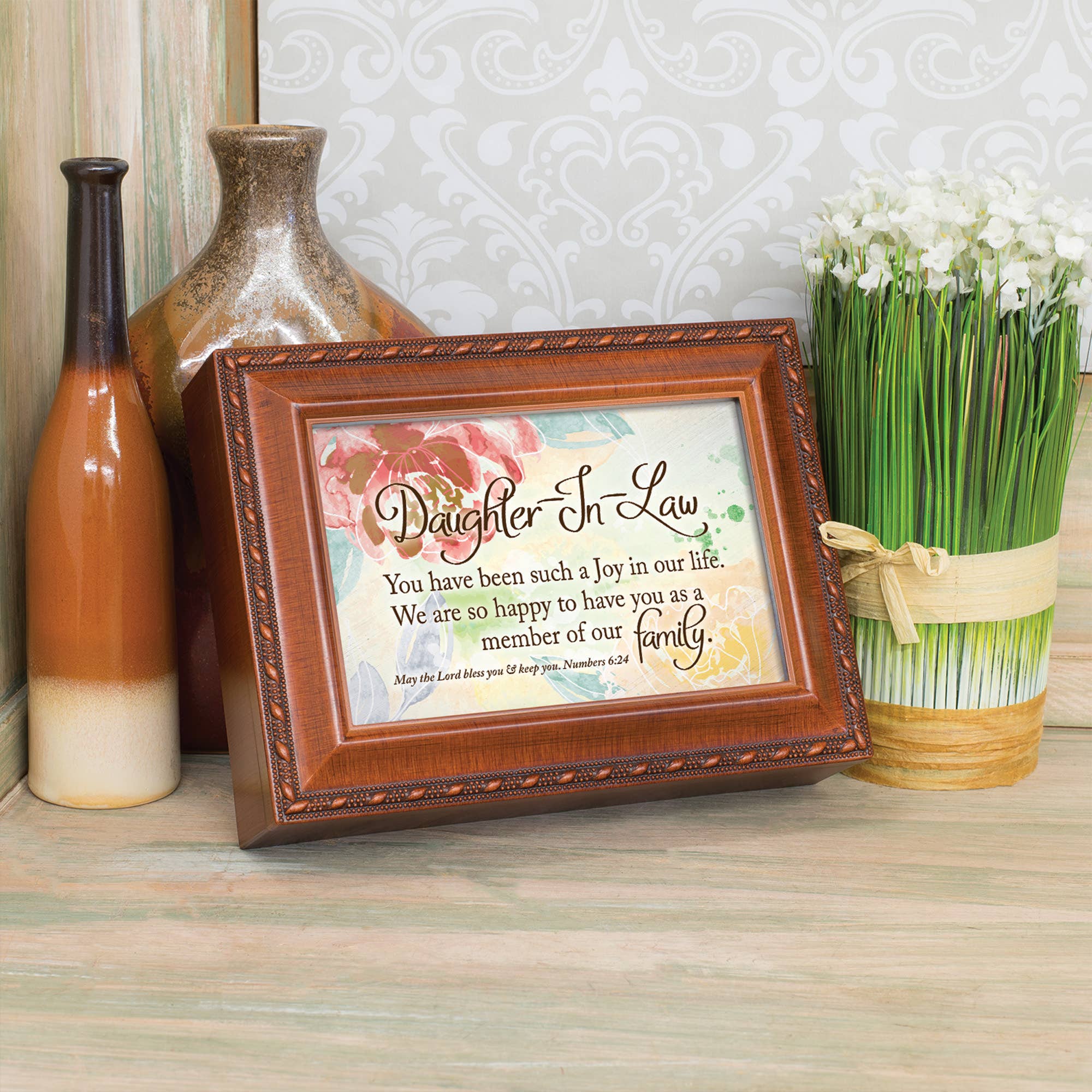 Magnolia – wholesale Music box – Child & baby – Music Box Daughter-in-Law Joy In Lives1