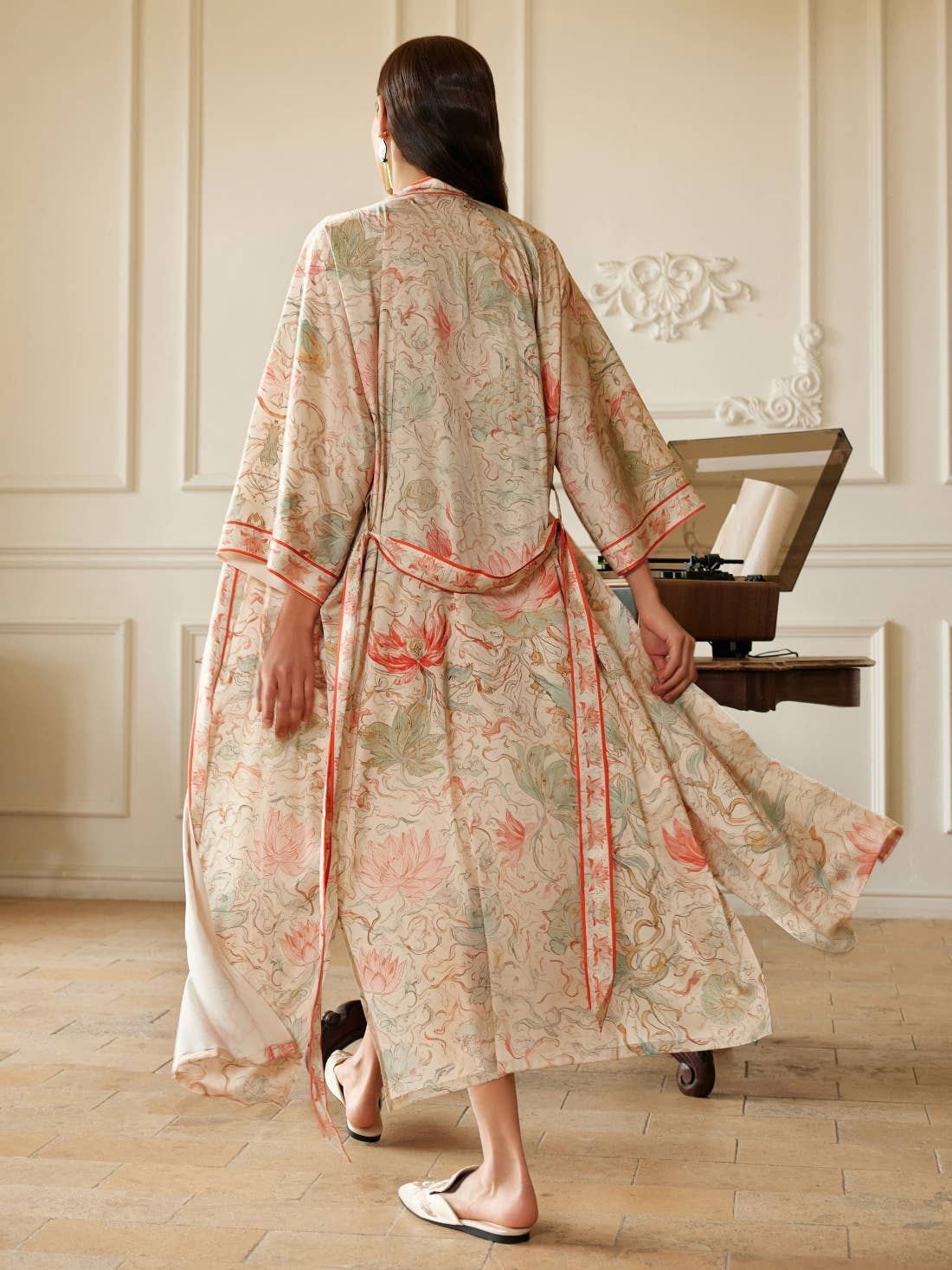 Ulivary – wholesale Morgonrock - Dam – Dunhuang Celestial Herb Lång Kimono Rock med Ficka2