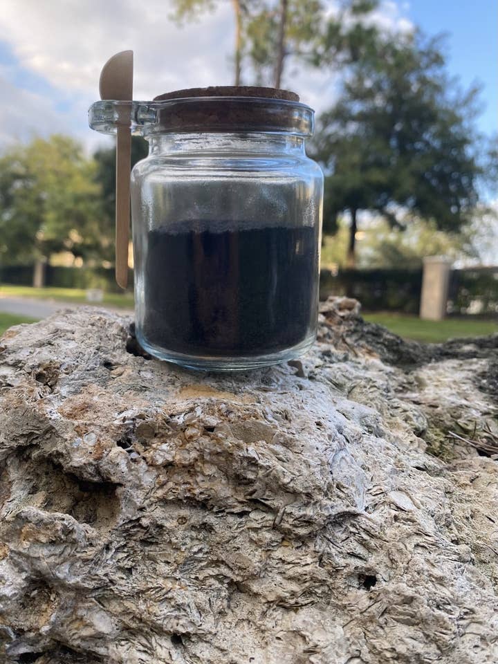 Sel noir pour la vente par Megans Mystics