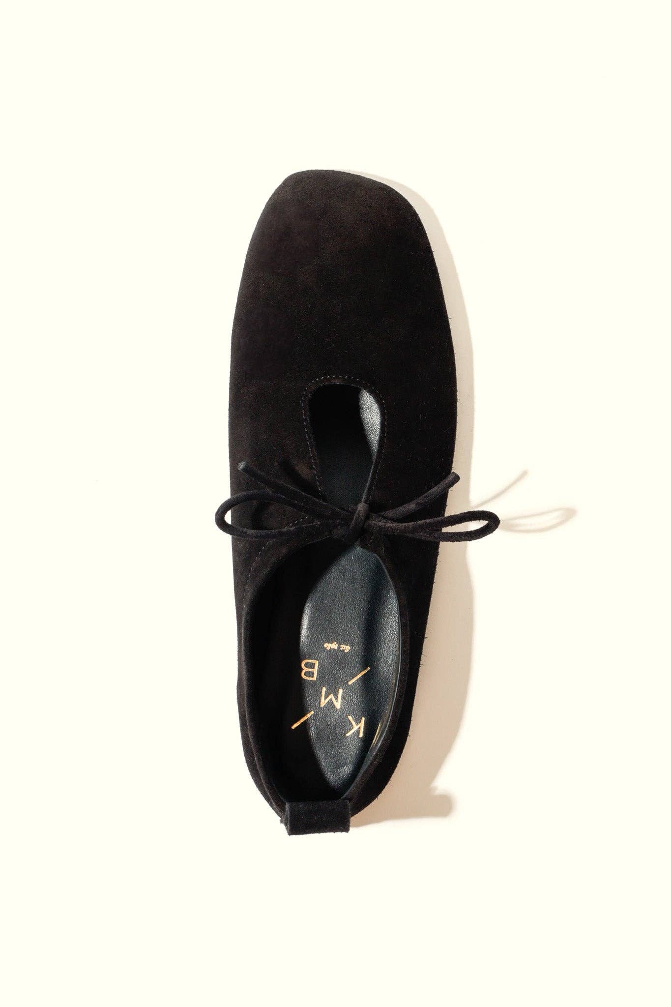 KMB Shoes - Wholesale Flats - Women's - KATY BLACK – Soft Leather Flats with Front Tie2