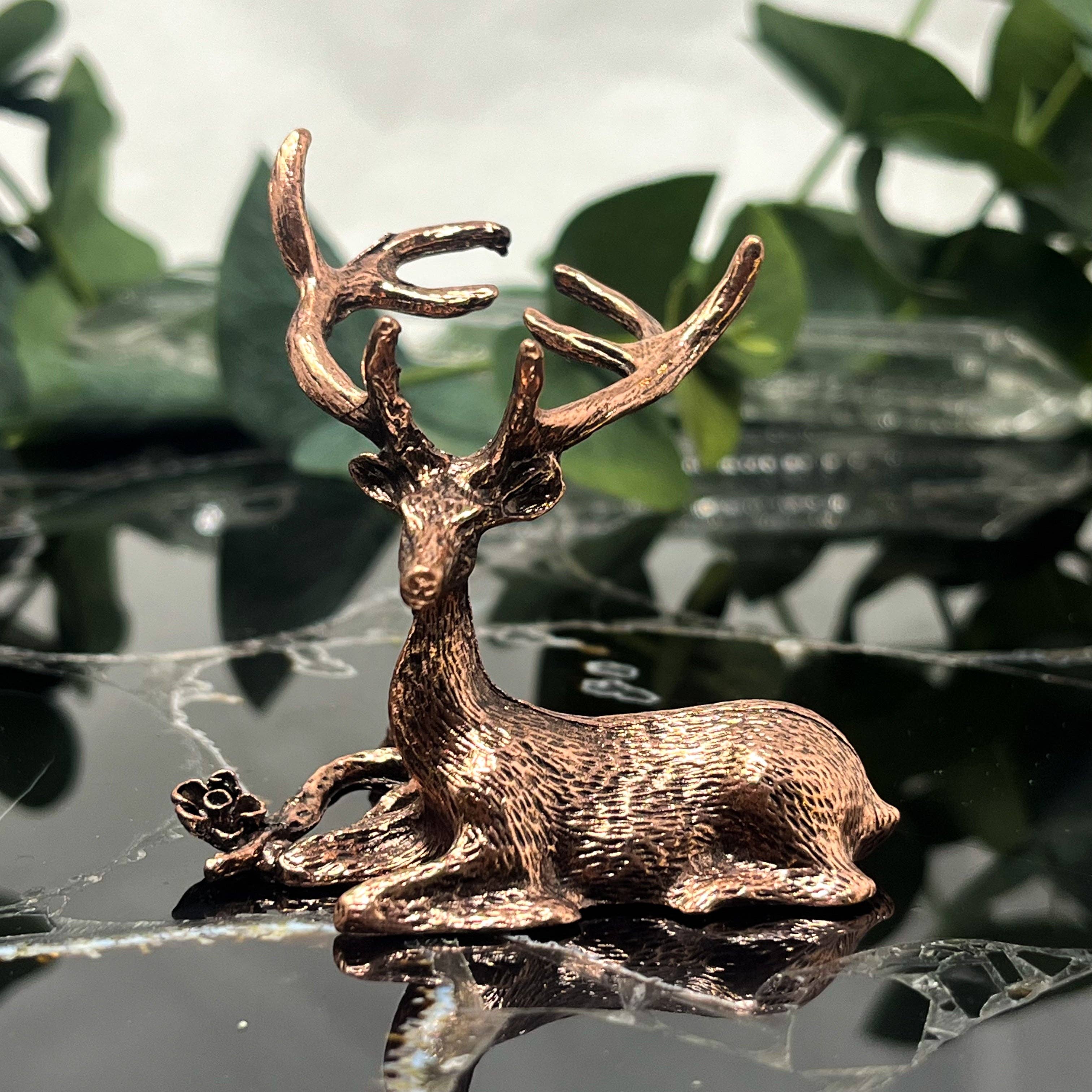 The Crystal Tabby - Wholesale Decorative Tabletop Object - Rose Gold Stag Specimen Stand