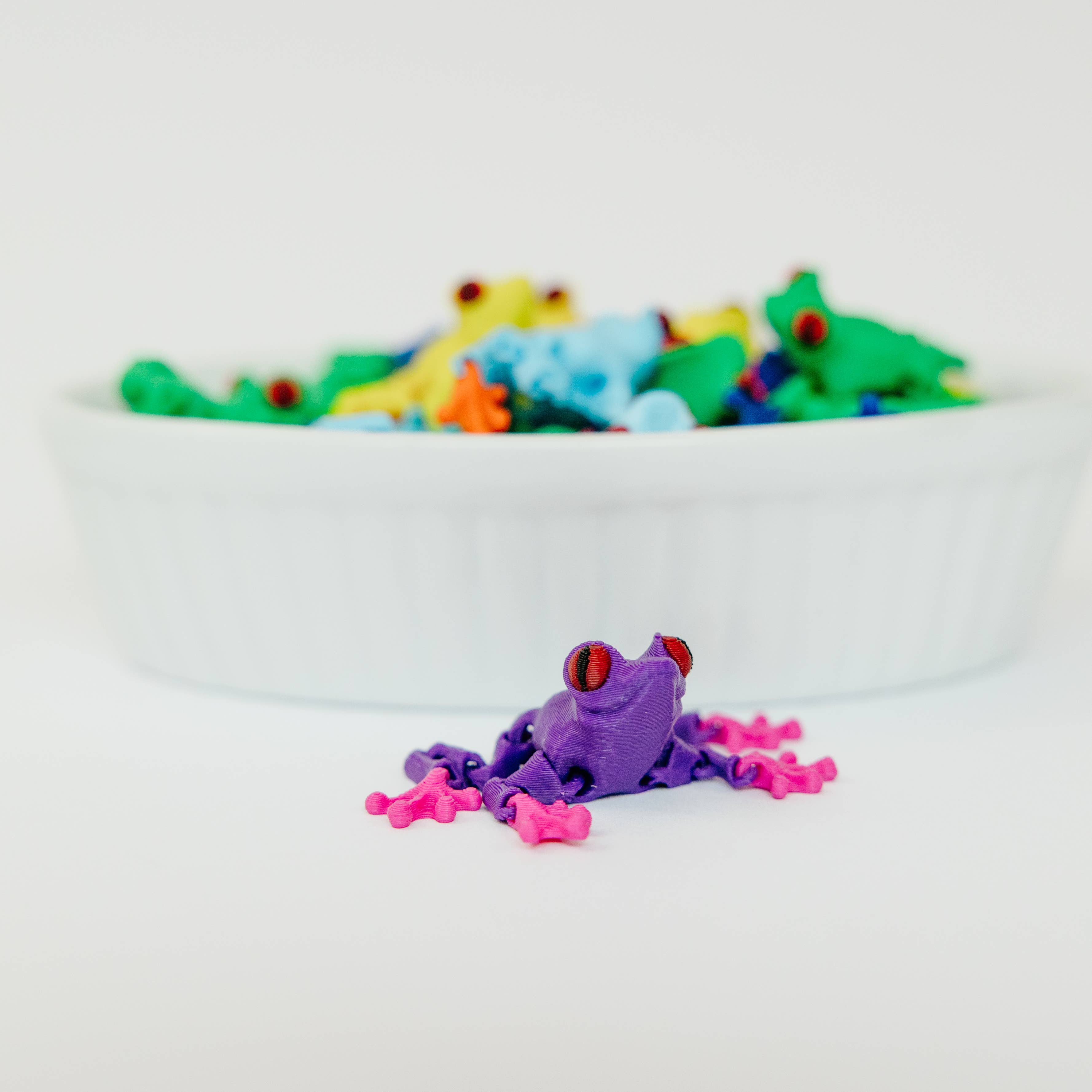 Ruby’s dragons - Wholesale Fidget Toy - Kids - 2" 3D Printed Tree Frogs – Assorted Colors3