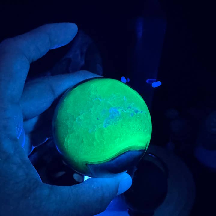 The 7 Directions - Wholesale Spiritual Stone/Crystal - 4 pc UV reactive Volcanic agate sphere wand moon bundle G7196