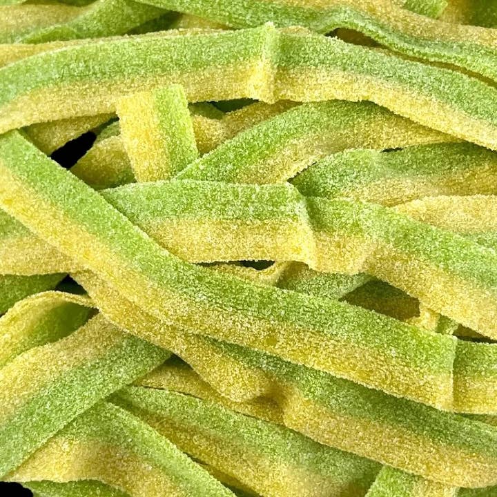 Dorval Sour Power Pickle Candy Belts Groen Geel 3 kg voor wholesale door Long Island Candy Factory