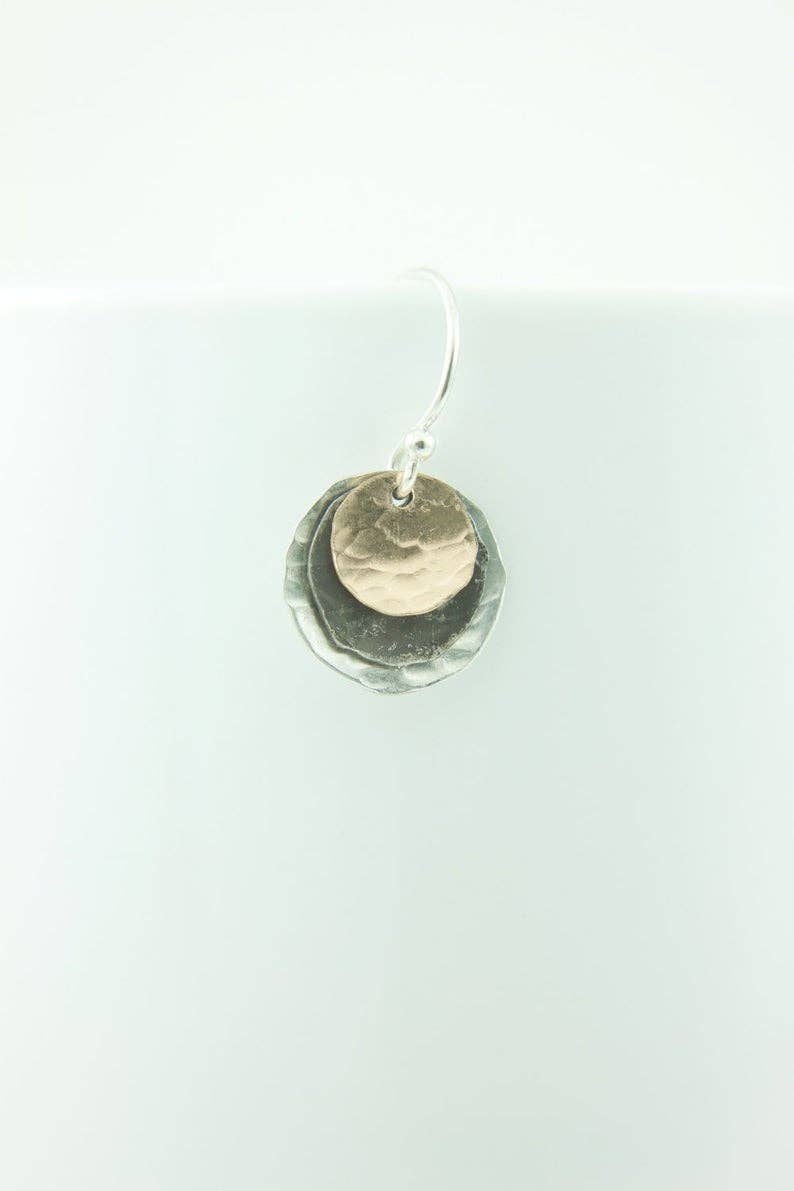 Tumbleweed Shop and Studio LLC - Vente Boucles d'oreilles pendantes - Boucles d'oreilles triples disques martelés1