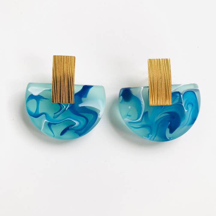 Belart Fair Trade - Wholesale Stud/Post Earrings - Eco-Resin Half Moon Hui Earrings w/ Precious Metal Rectangle17