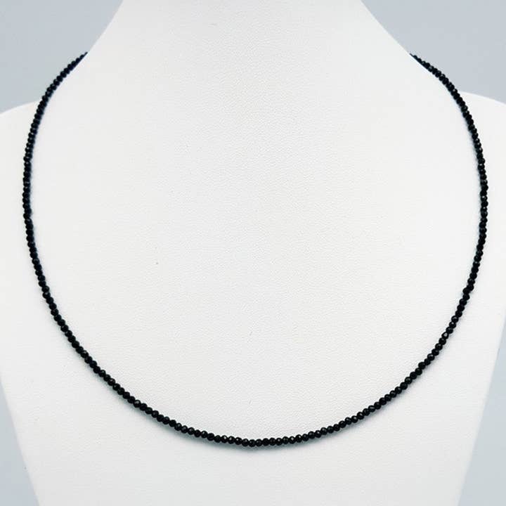 Artisans de Madagascar - Wholesale Beaded/Pearl Necklace - Faceted Black Spinel Necklace
