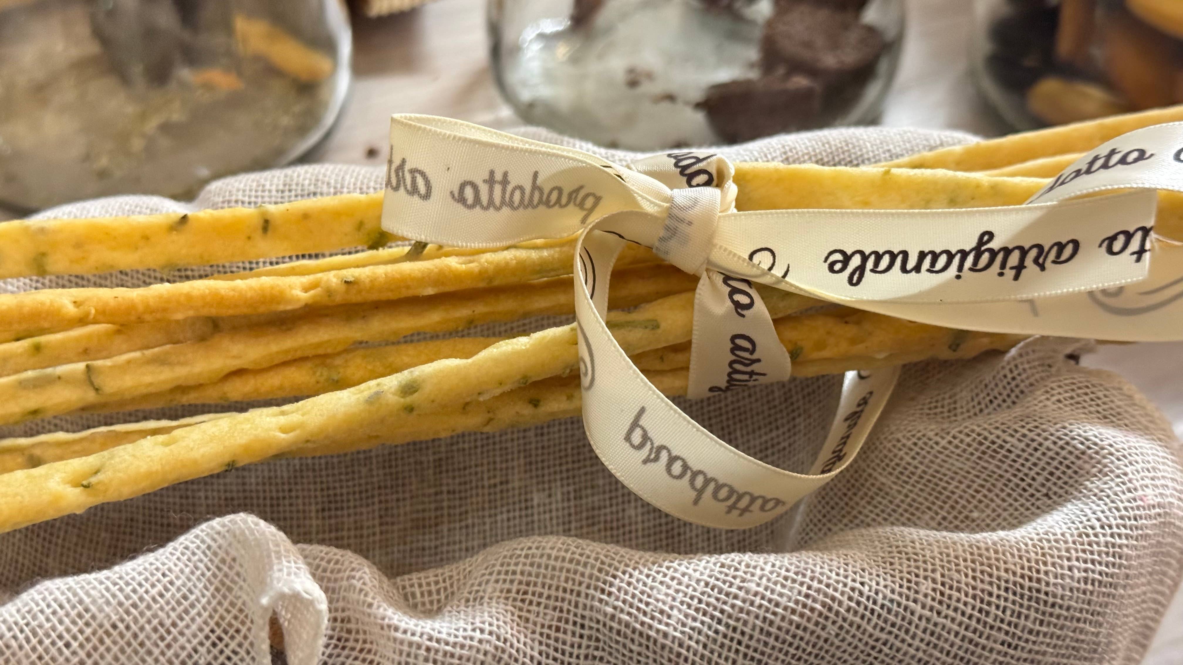 SPAZIOGOLOSO! laboratorio artigianale senza glutine - Wholesale Gluten-Free Flour - ROSEMARY BREADSTICKS 180 g1