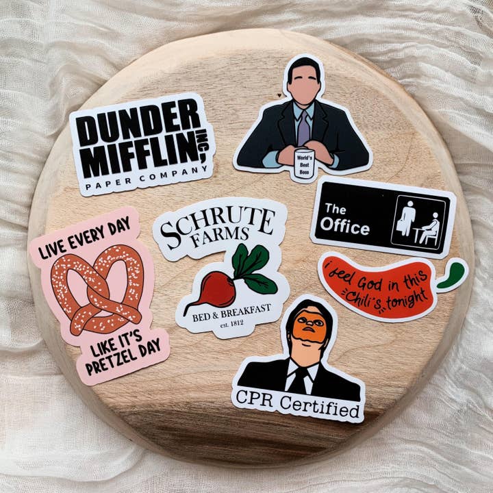 Le pack d'autocollants imperméables Dunder Mifflin de The Office pour la vente par Tiny Acres Co