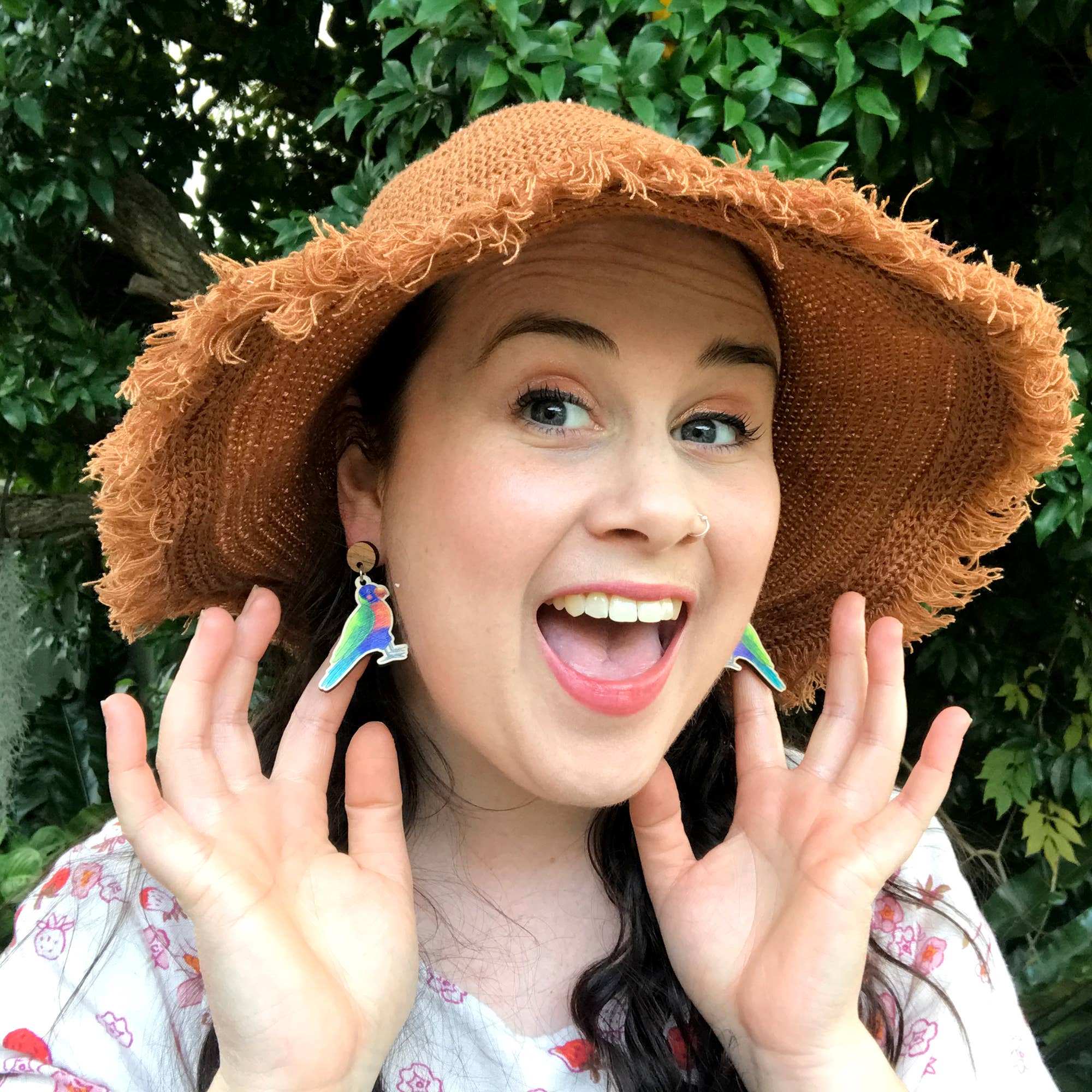 Stray Leaves – Großhandel Ohrhänger – Rainbow Lorikeet Australian Bird Statement-Ohrringe aus Holz3