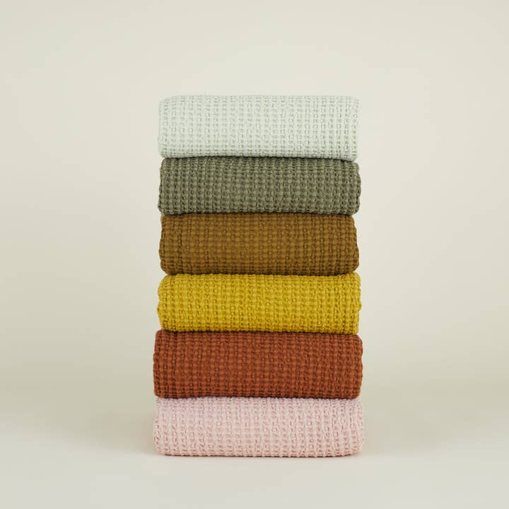 Hawkins New York - Wholesale Shower Curtain - SIMPLE WAFFLE SHOWER CURTAIN