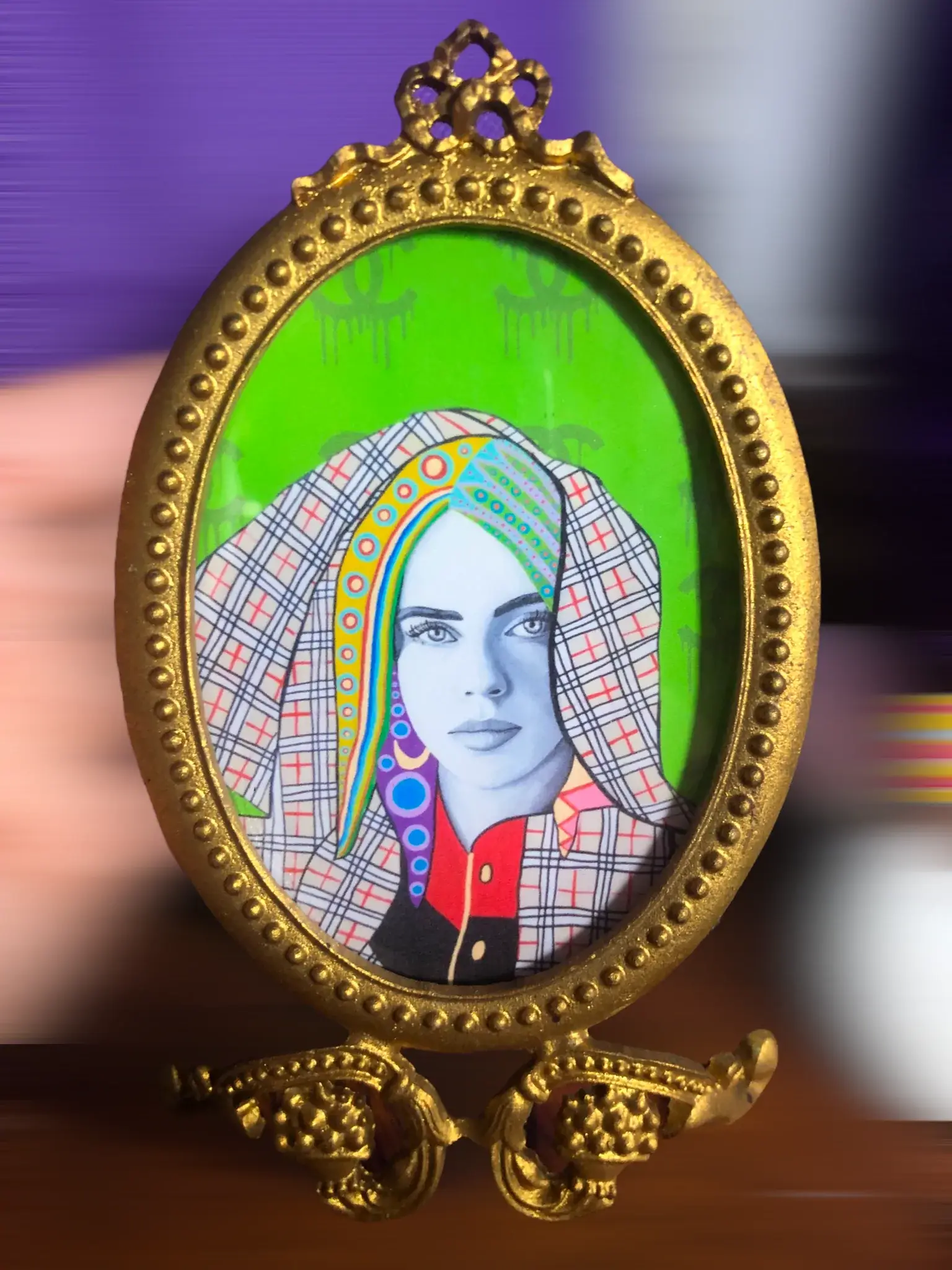 Somethingbadass – wholesale Picture frame – Baroque Oval Frame with Pop Art36